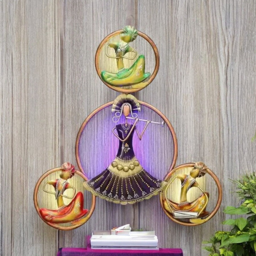 Kraphy Metal Wall Art Four Figurine Ring Doll With LED Lights