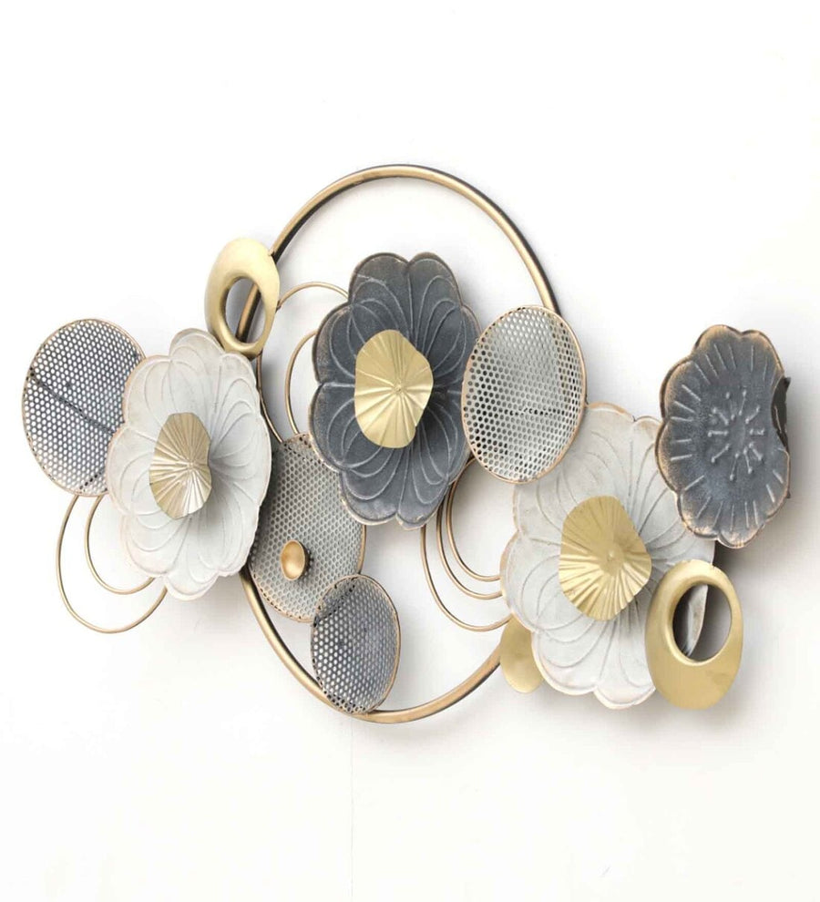 The Dreamy Motion Metal Wall Art