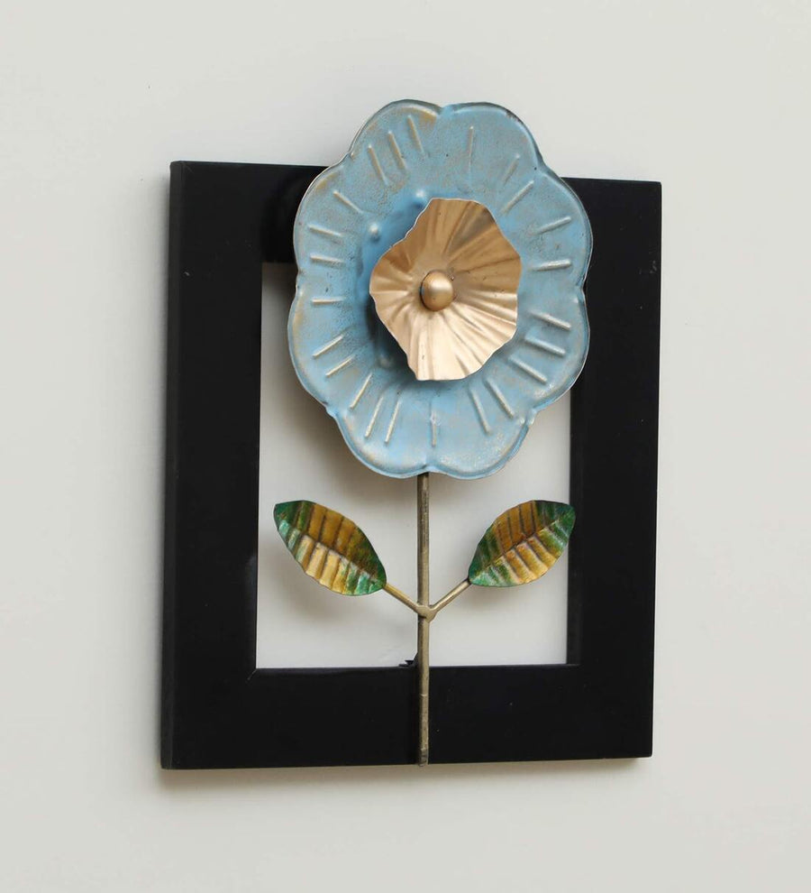 Iron And Mdf Wood Framed Leaf Wall Art In Multicolour
