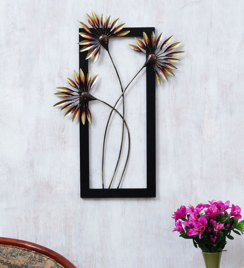 Iron & Wood Handicraft Wall Decor Palm Leaf Frame