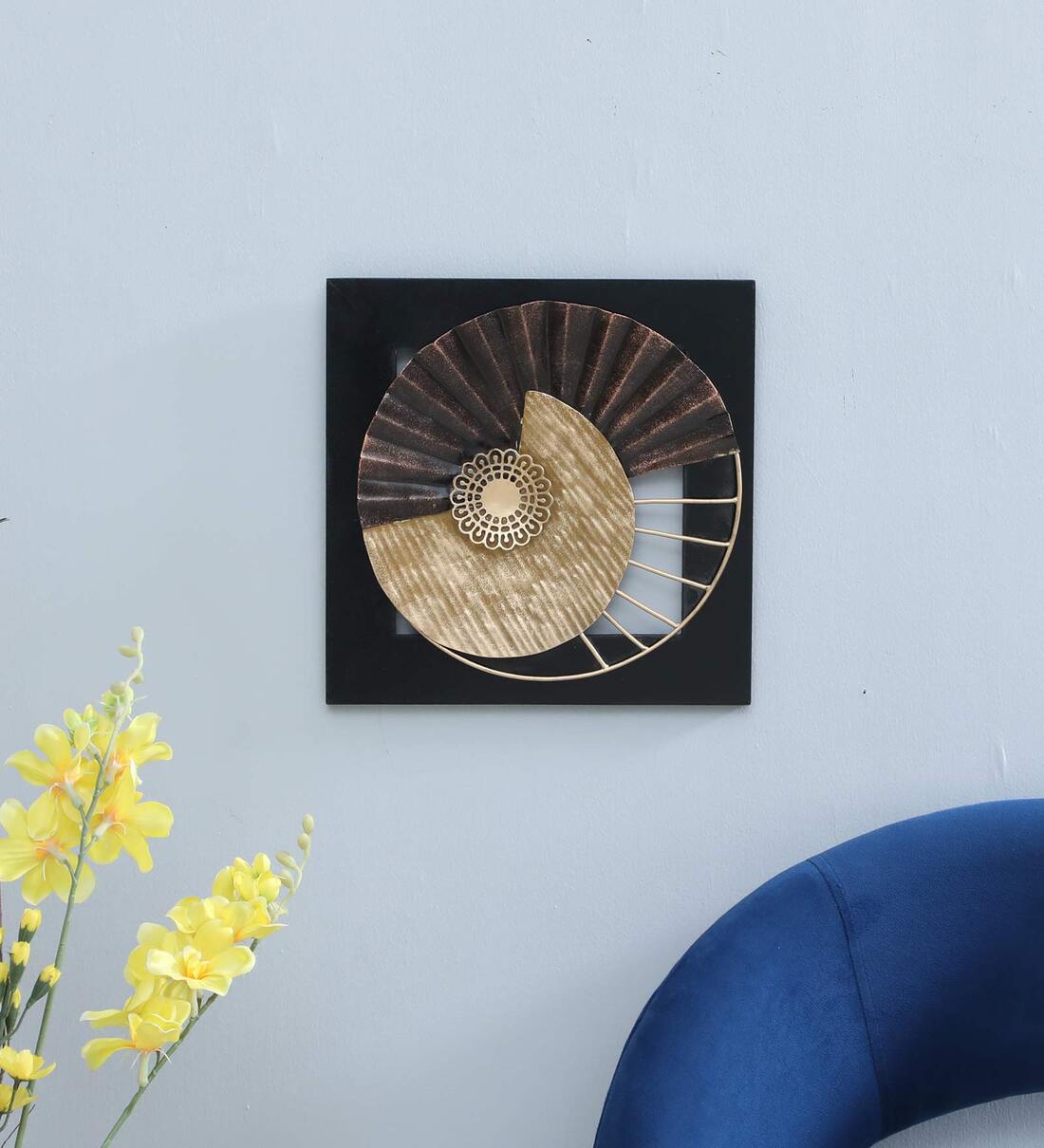 Iron and MDF Wood Framed Leaf Wall Art In Gold & Black,